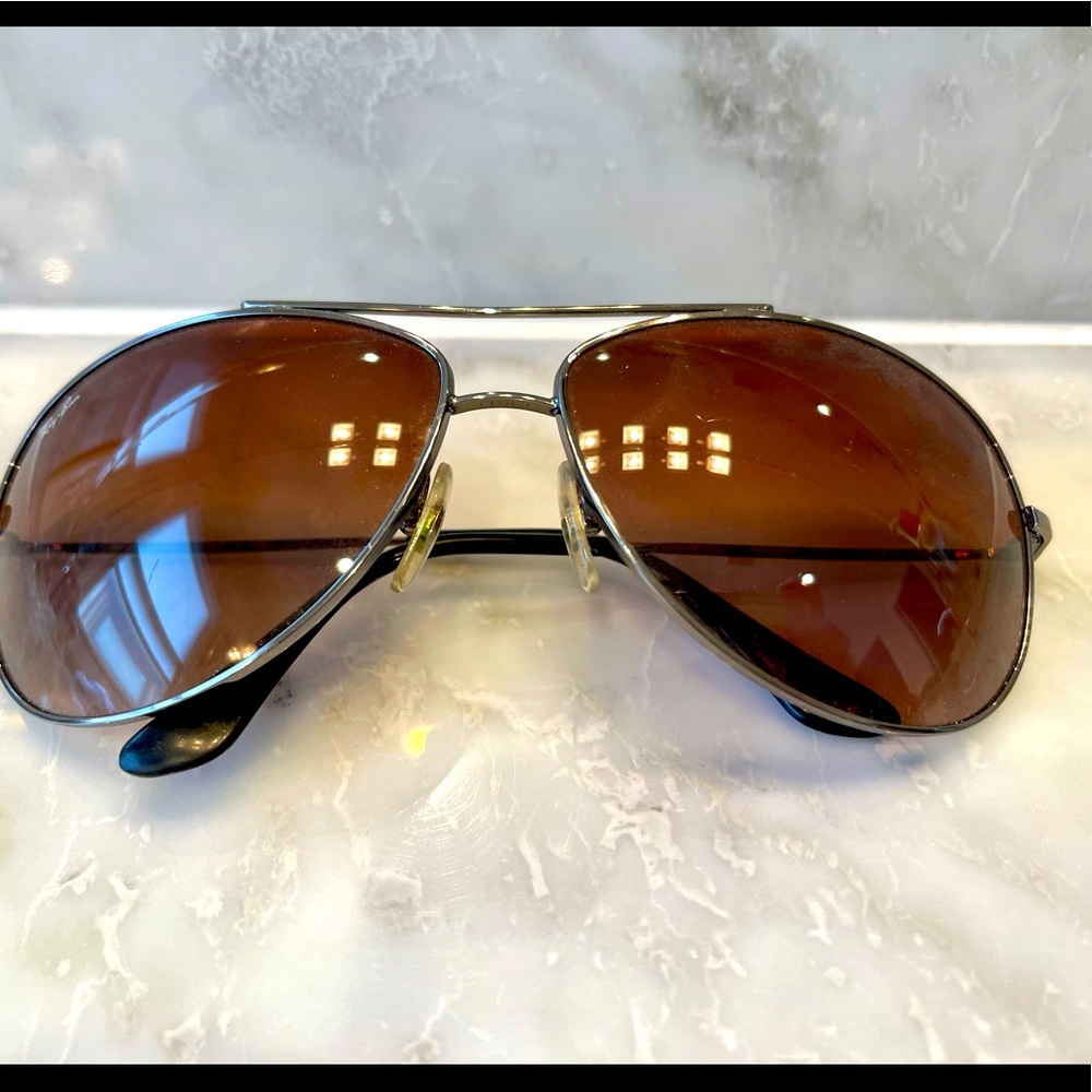 EUC Ray-Ban Sunglasses 🕶 with case